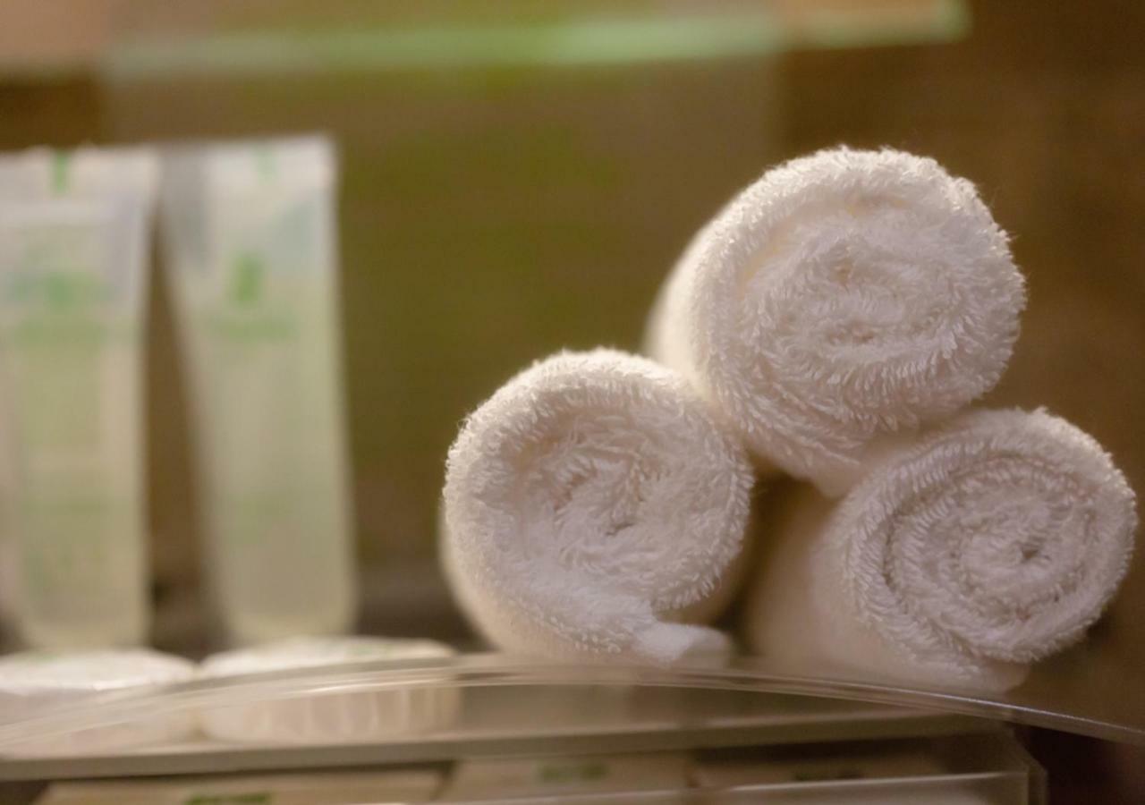 Holiday Suites Al Aziziah La Meca Exterior foto Cotton towels